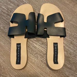 Steven by Steve Madden Black Sandal 8